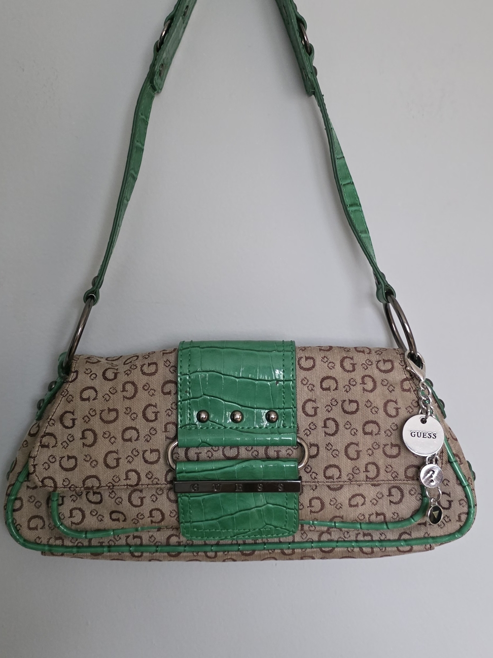 Vintage Y2K GUESS Beige Logo Shoulder Bag with Green Croc-Trim